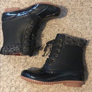 Duck boots 7.5